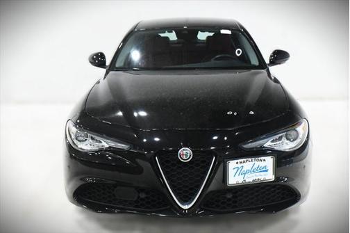 2021 Alfa Romeo Giulia Base