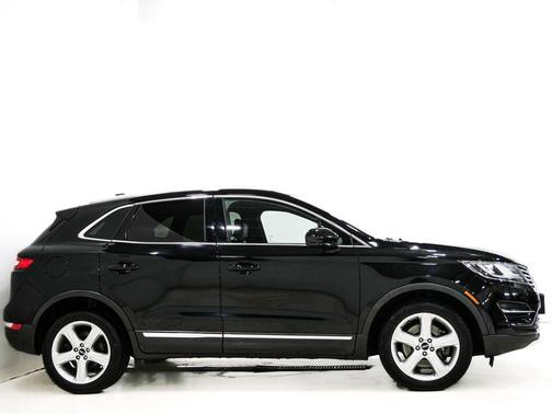 Diamond Black Metallic 2017 Lincoln MKC Premiere