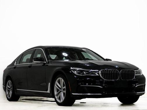2019 BMW 750 i xDrive