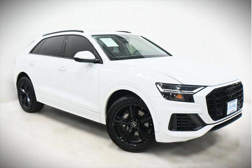 2022 Audi Q8 55 Premium