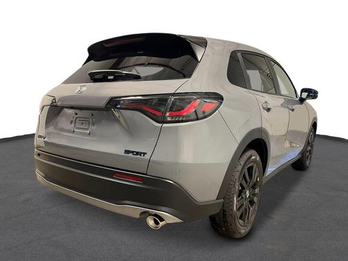 Urban Gray Pearl 2026 Honda HR-V Sport