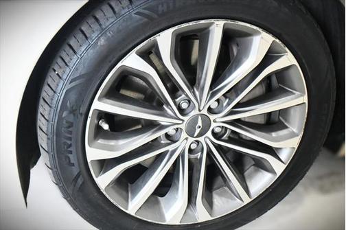 2015 Hyundai Genesis 3.8