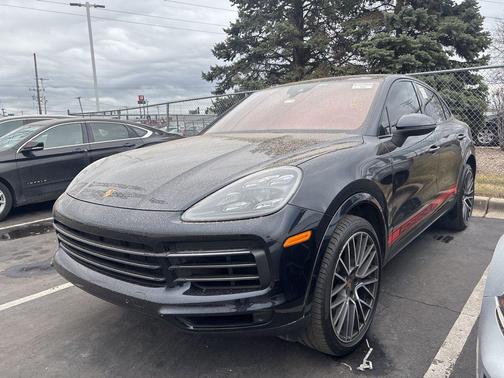 2023 Porsche Cayenne S