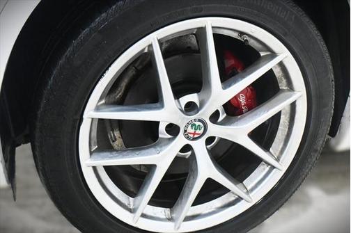 2021 Alfa Romeo Stelvio Ti