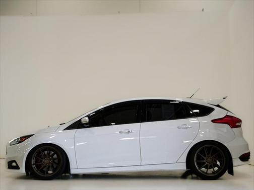 2018 Ford Focus ST