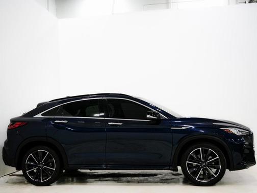 2022 INFINITI QX55 LUXE
