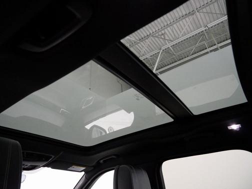 2020 Land Rover Range Rover Velar P380 HSE R-Dynamic