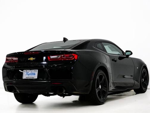 2017 Chevrolet Camaro 1LT