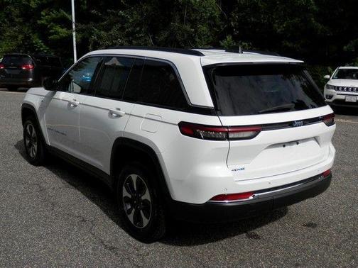 Bright White Clearcoat 2024 Jeep Grand Cherokee 4xe Base