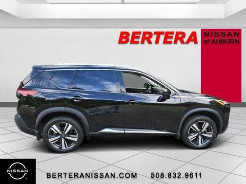 Black 2022 Nissan Rogue SL