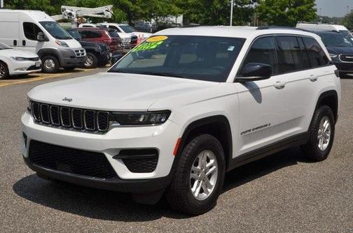 2023 Jeep Grand Cherokee Laredo