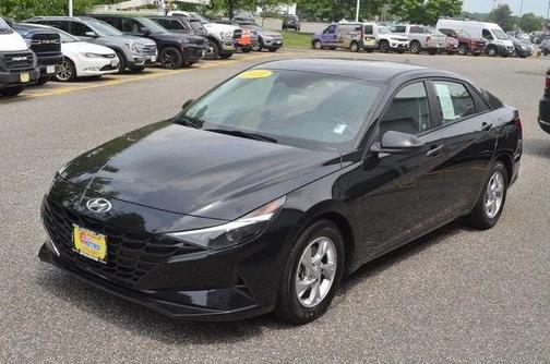 2021 Hyundai ELANTRA SE