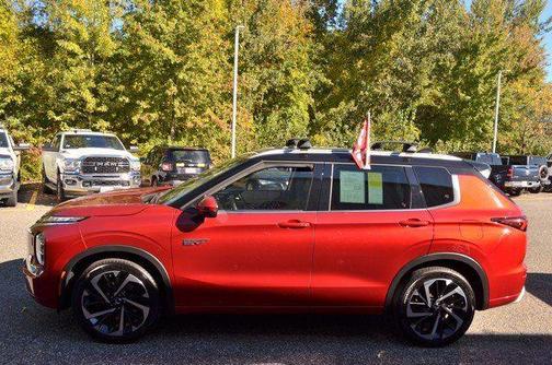 2023 Mitsubishi Outlander PHEV SEL