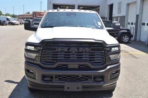 2025 RAM 2500 Tradesman Regular Cab 4x4 8' Box