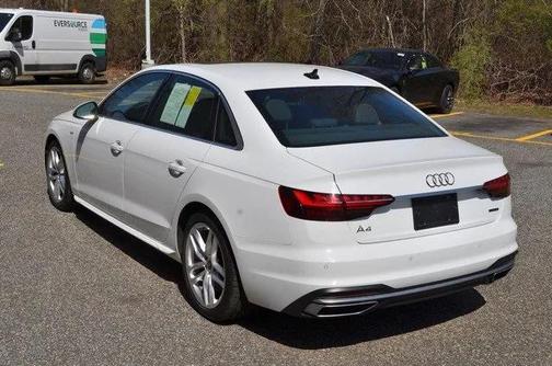 2022 Audi A4 45 S line Premium Plus