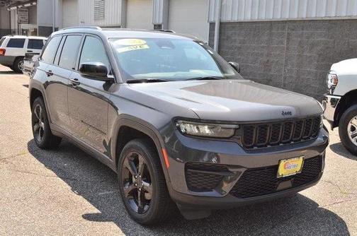 2023 Jeep Grand Cherokee Altitude