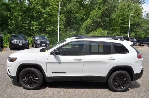 2023 Jeep Cherokee Altitude Lux