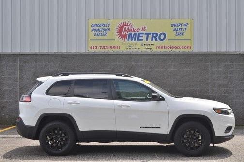 2023 Jeep Cherokee Altitude Lux