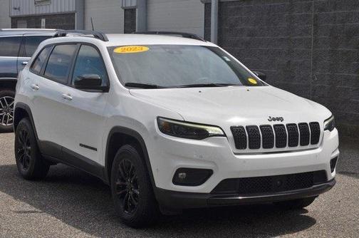2023 Jeep Cherokee Altitude Lux