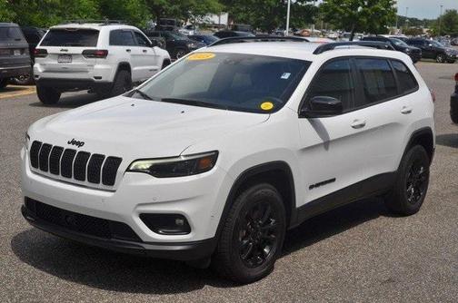 2023 Jeep Cherokee Altitude Lux