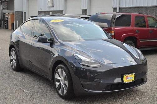 2024 Tesla Model Y Long Range