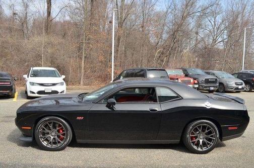 2015 Dodge Challenger SRT 392