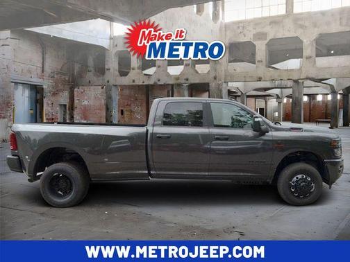 Granite Crystal Clearcoat Metallic 2026 RAM 3500 Big Horn