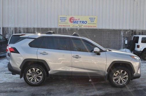 2024 Toyota RAV4 Hybrid XLE Premium