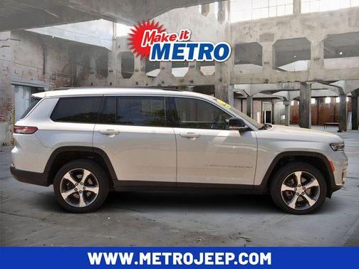 Silver Zynith 2023 Jeep Grand Cherokee L Limited