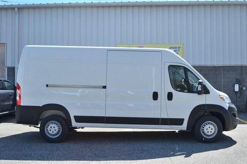 2025 RAM ProMaster 2500 Tradesman