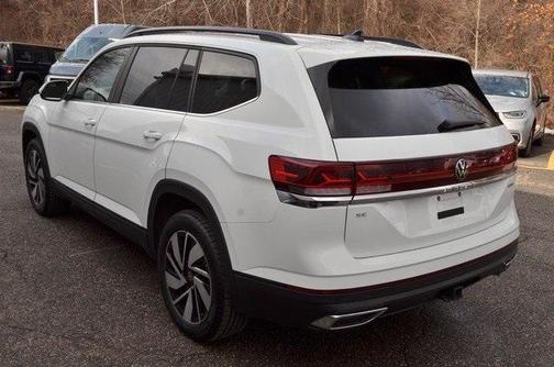2024 Volkswagen Atlas 2.0T SE