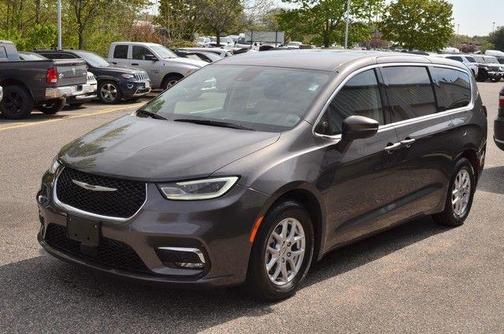Crystal Metallic 2023 Chrysler Pacifica Touring-L