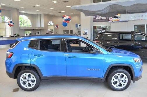 2025 Jeep Compass Latitude