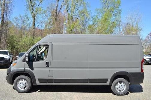 2025 RAM ProMaster 2500 Tradesman