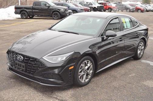 2022 Hyundai SONATA SEL