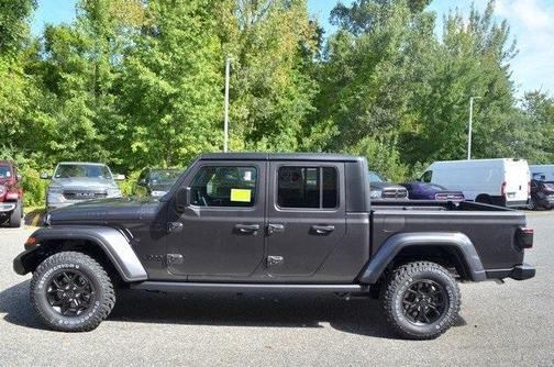 2025 Jeep Gladiator Sport