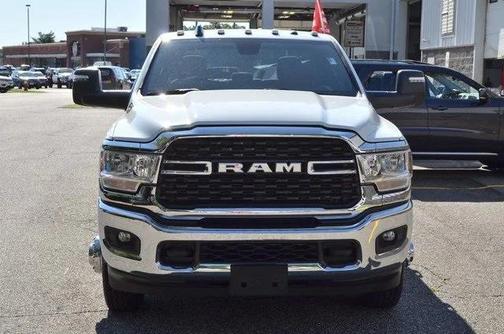 2024 RAM 3500 Big Horn Crew Cab 4x4 8' Box