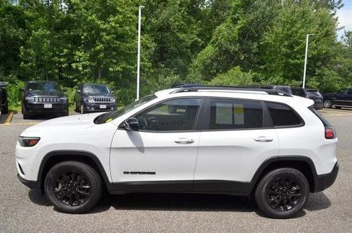 2023 Jeep Cherokee Altitude