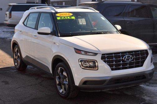 2024 Hyundai VENUE SEL