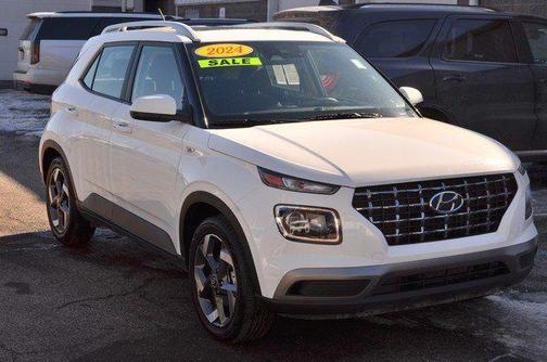 2024 Hyundai VENUE SEL
