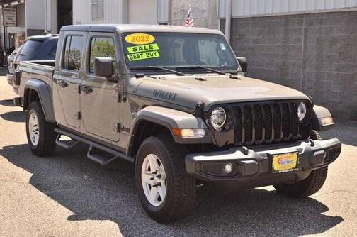 2022 Jeep Gladiator Sport