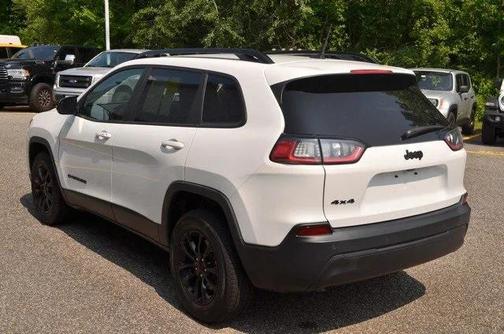 2023 Jeep Cherokee Altitude