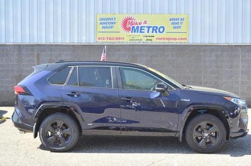 2021 Toyota RAV4 Hybrid SE