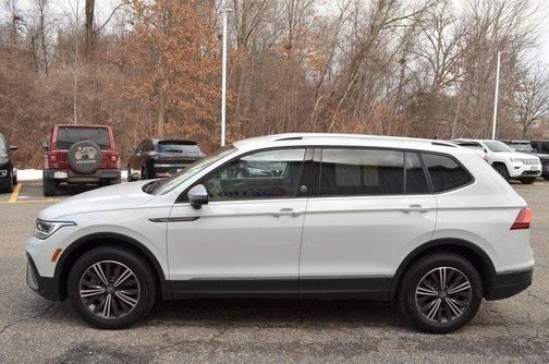 2024 Volkswagen Tiguan 2.0T Wolfsburg Edition