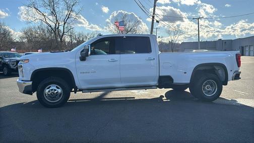 2022 Chevrolet Silverado 3500 LTZ