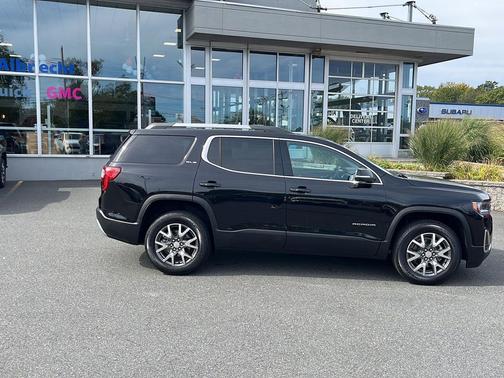 2022 GMC Acadia AWD SLE