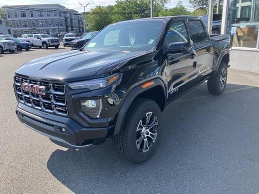 2025 GMC Canyon Base