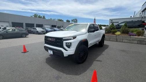 Summit White 2026 GMC Canyon Elevation