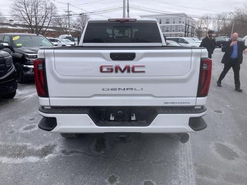 2025 GMC Sierra 2500 Denali