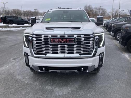 2025 GMC Sierra 2500 Denali